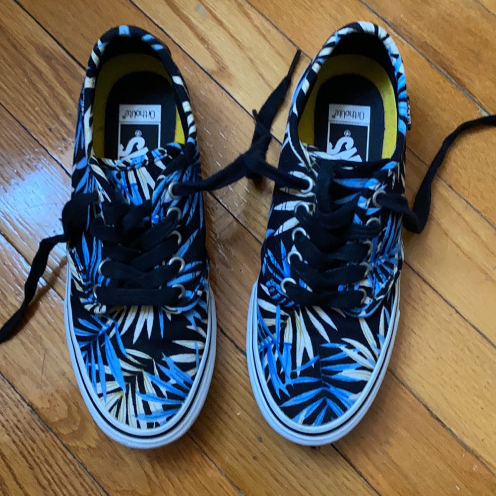 Tropical VANS